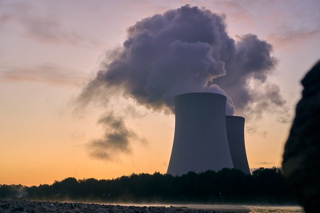 Niemcy: wyciek w elektrowni jądrowej Isar II