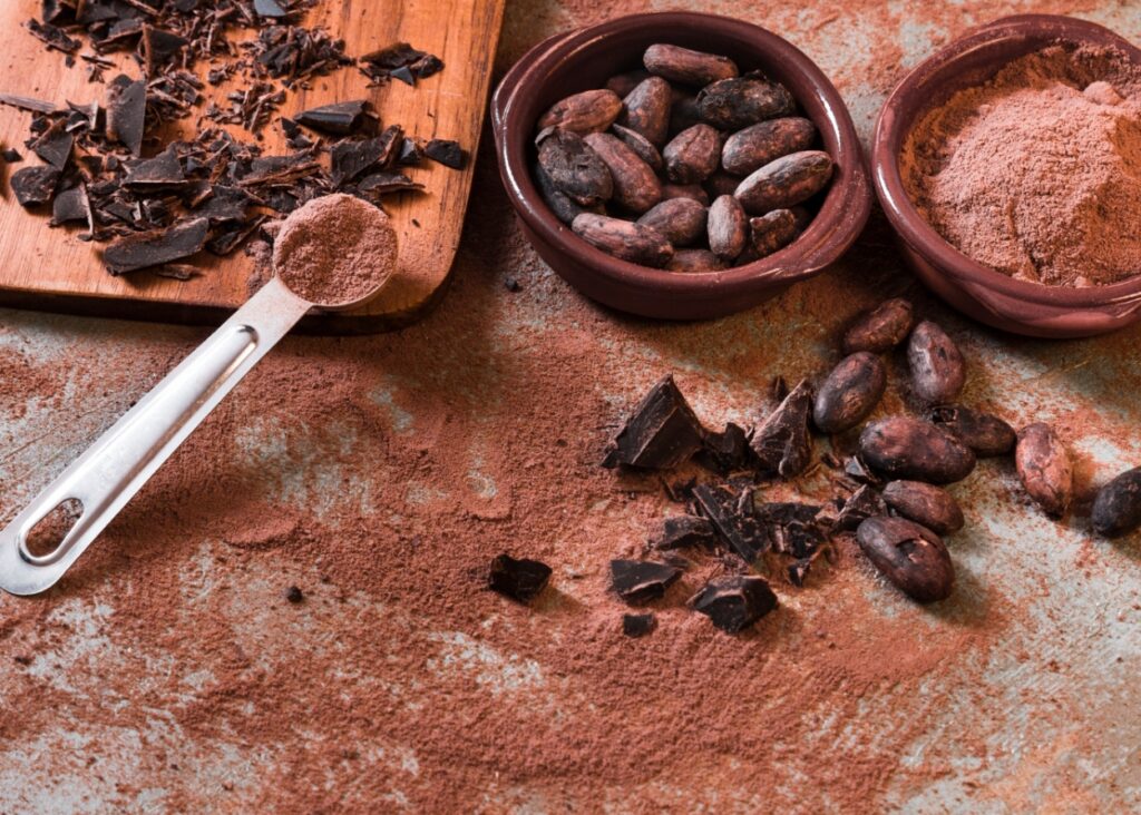 Kakao staje się cenniejsze od miedzi – rosnące ceny nie dają oznak ustępowania