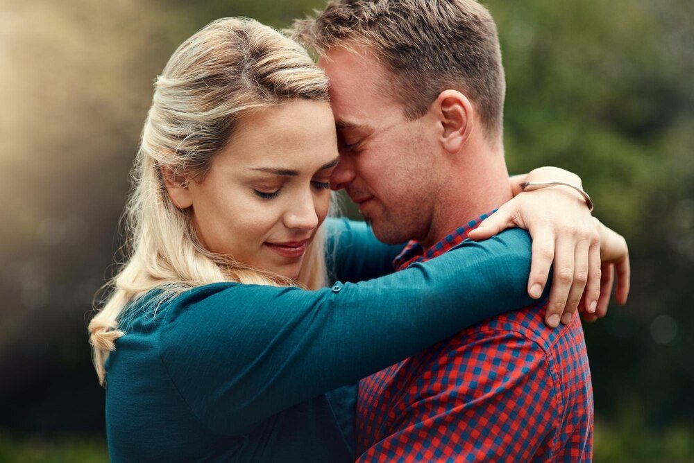 Miłość i przeznaczenie – cytaty o sile uczuć i losie