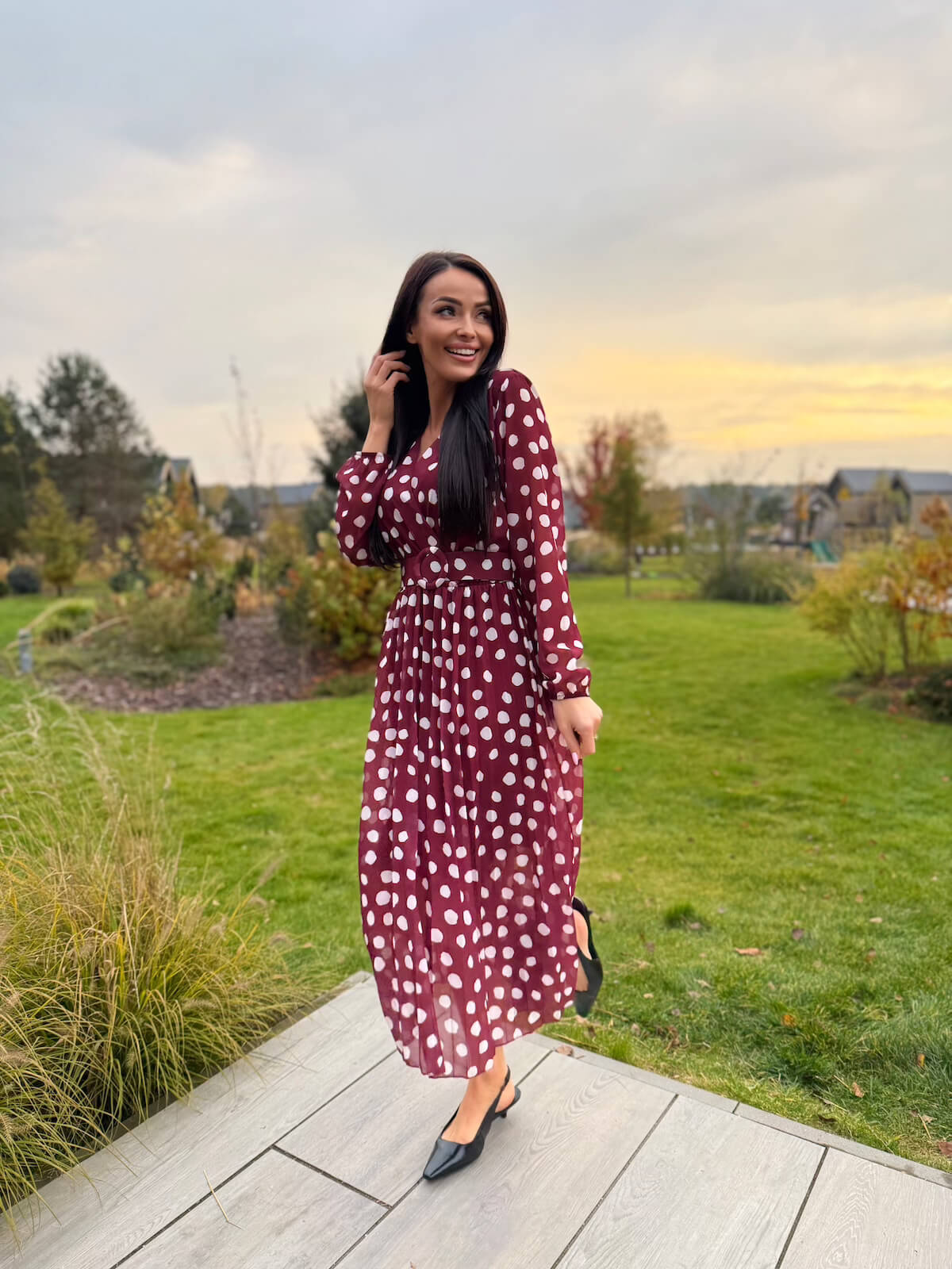 sukienka w grochy wiosna modnakiecka